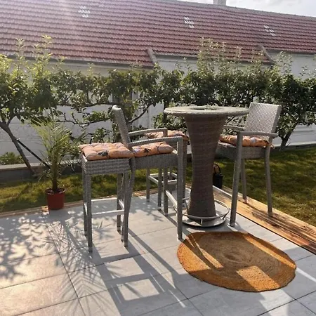Bocagere Holiday home