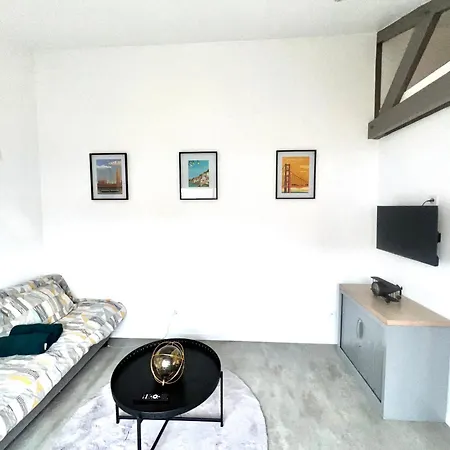 Bocagere Holiday home